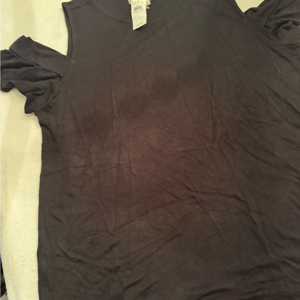 Black Sleeveless Top
